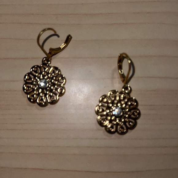 Kate Spade ♠️ New York flower dangly earrings - Picture 2 of 2